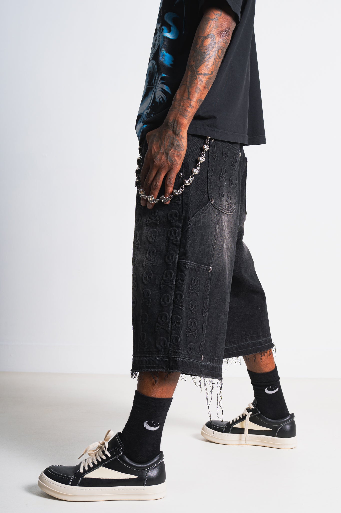 Skull Banger Baggy Denim Shorts (BLACK)